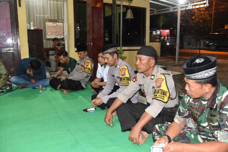 Polres Bondowoso Gelar Doa Bersama untuk Warga Terdampak Gempa Cianjur