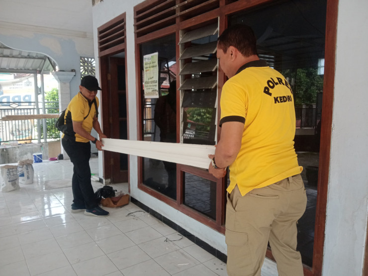 Polres Kediri Peduli, Mushola yang Tersambar Petir di Sitimerto Direnovasi