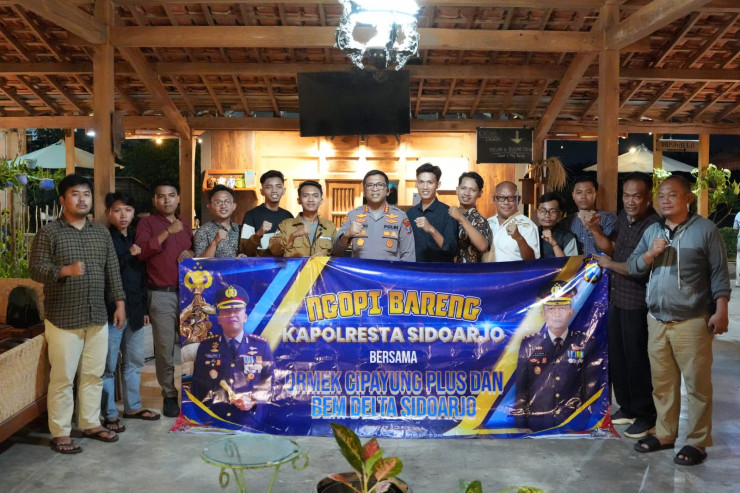 Komitmen Jaga Kondusifitas Kamtibmas, Kapolresta Sidoarjo Ngopi Bareng Mahasiswa