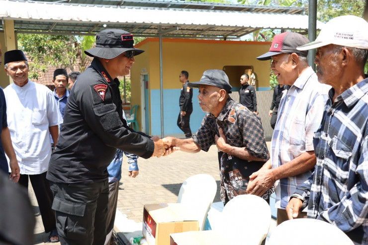Kapolda Jatim Resmikan Sumur Bor Presisi Atasi Krisis Air Bersih di Pagak Malang