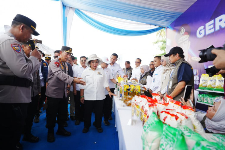 Gerakan Pangan Murah Polri Salurkan 1.386 Ton Beras SPHP di Tengah Panen Raya Kuartal III